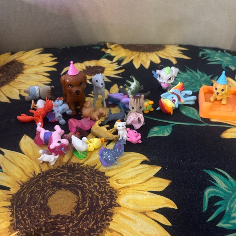 29 pc Animal Figurine Set for Kids